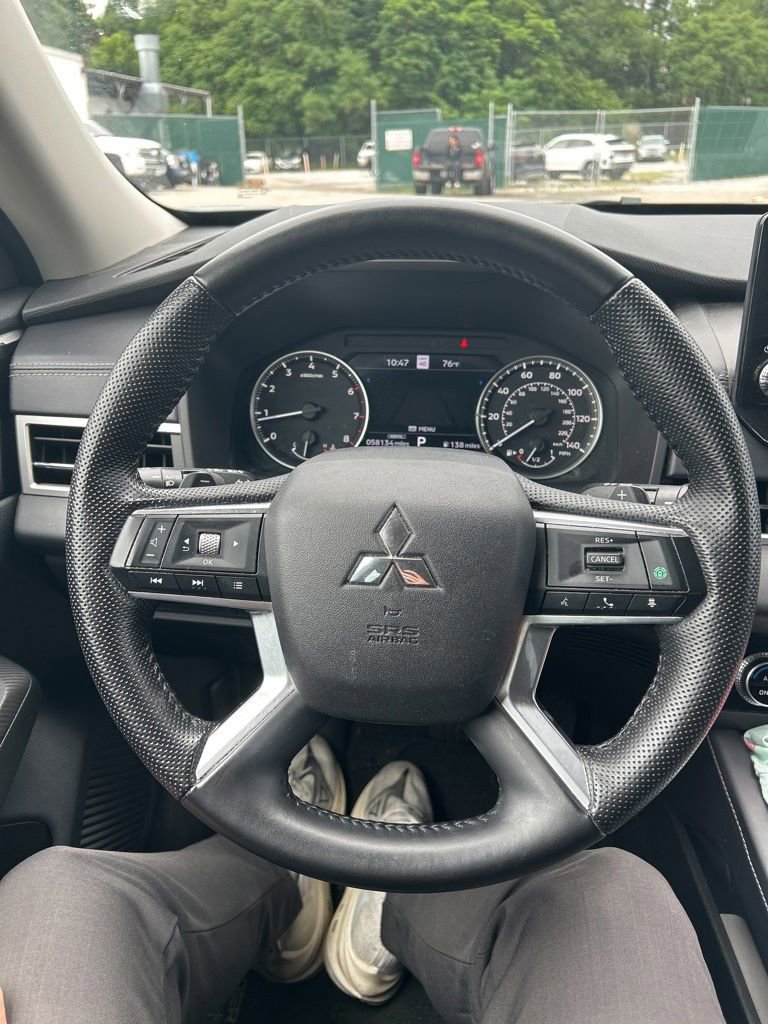 Used 2022 Mitsubishi Outlander SEL AWD/4WD image 17