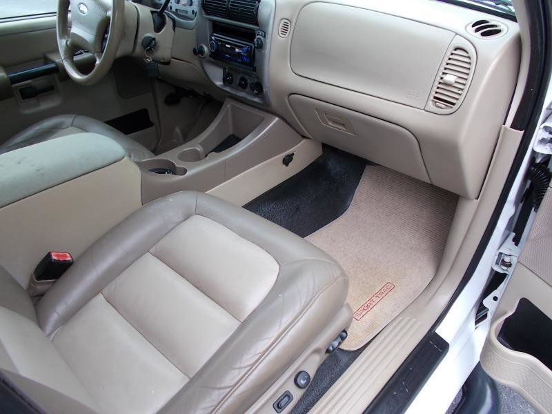 Used 2004 Ford Explorer Sport Trac XLT RWD image 21