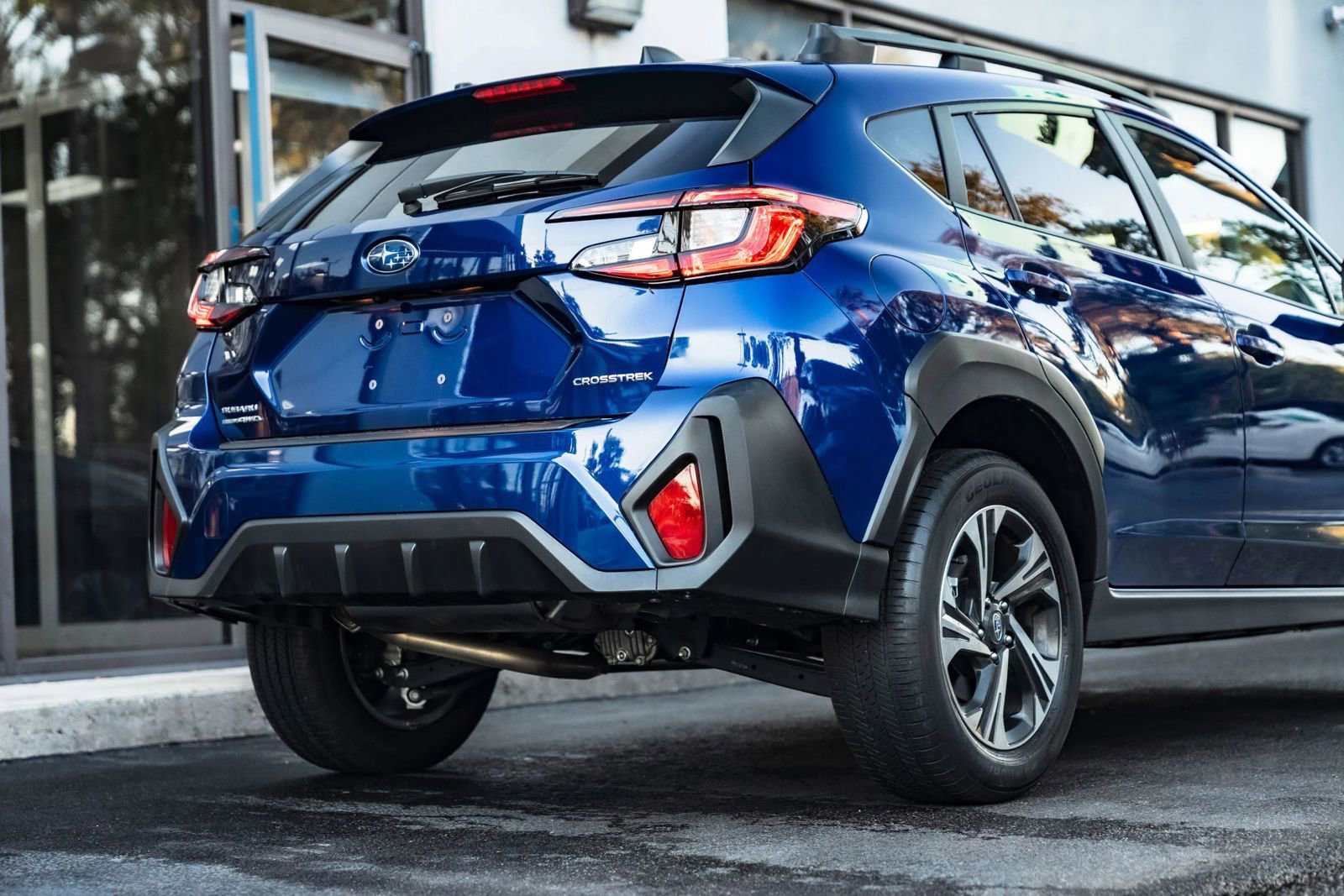 Used 2025 Subaru Crosstrek 2.0i Premium image 10