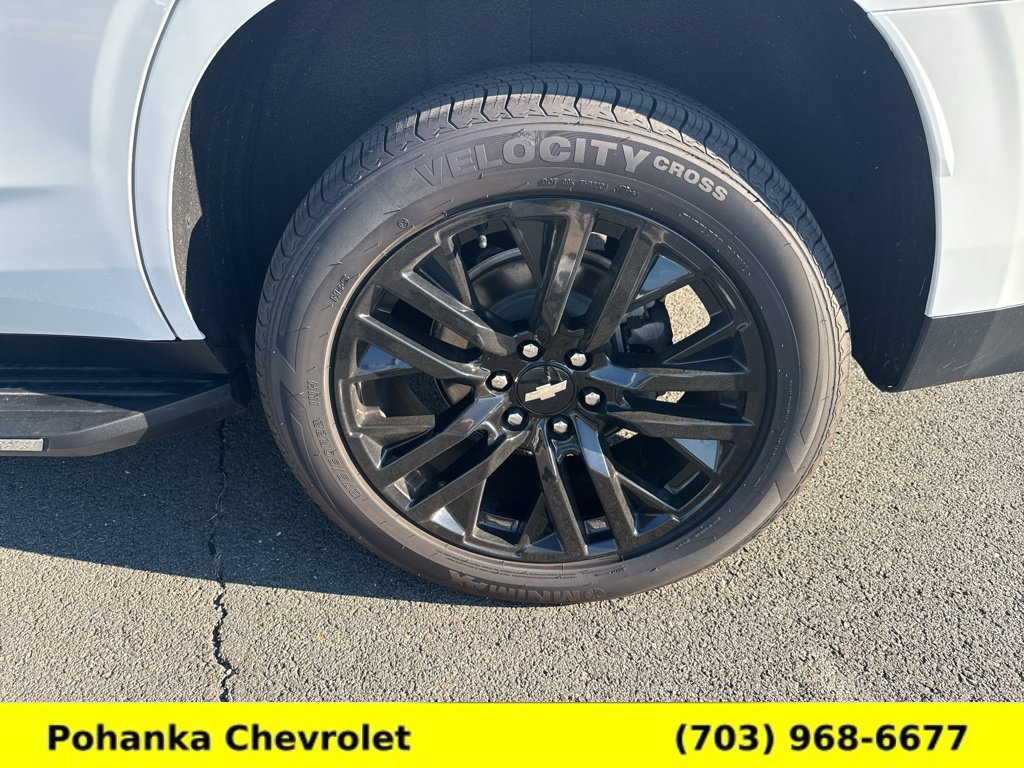 Used 2023 Chevrolet Tahoe Premier AWD/4WD image 25