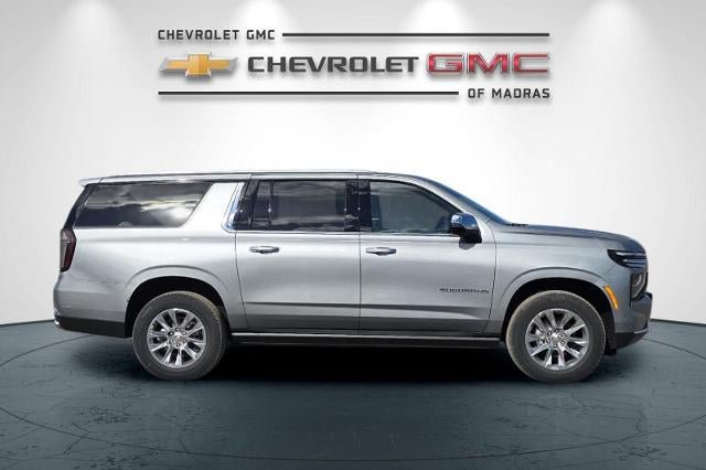 New 2026 Chevrolet Suburban Premier AWD/4WD image 2
