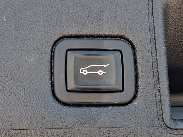Used 2021 GMC Terrain SLE w/ Driver Convenience Package AWD/4WD image 28