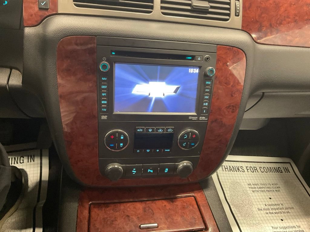 Used 2012 Chevrolet Avalanche LTZ AWD/4WD image 16