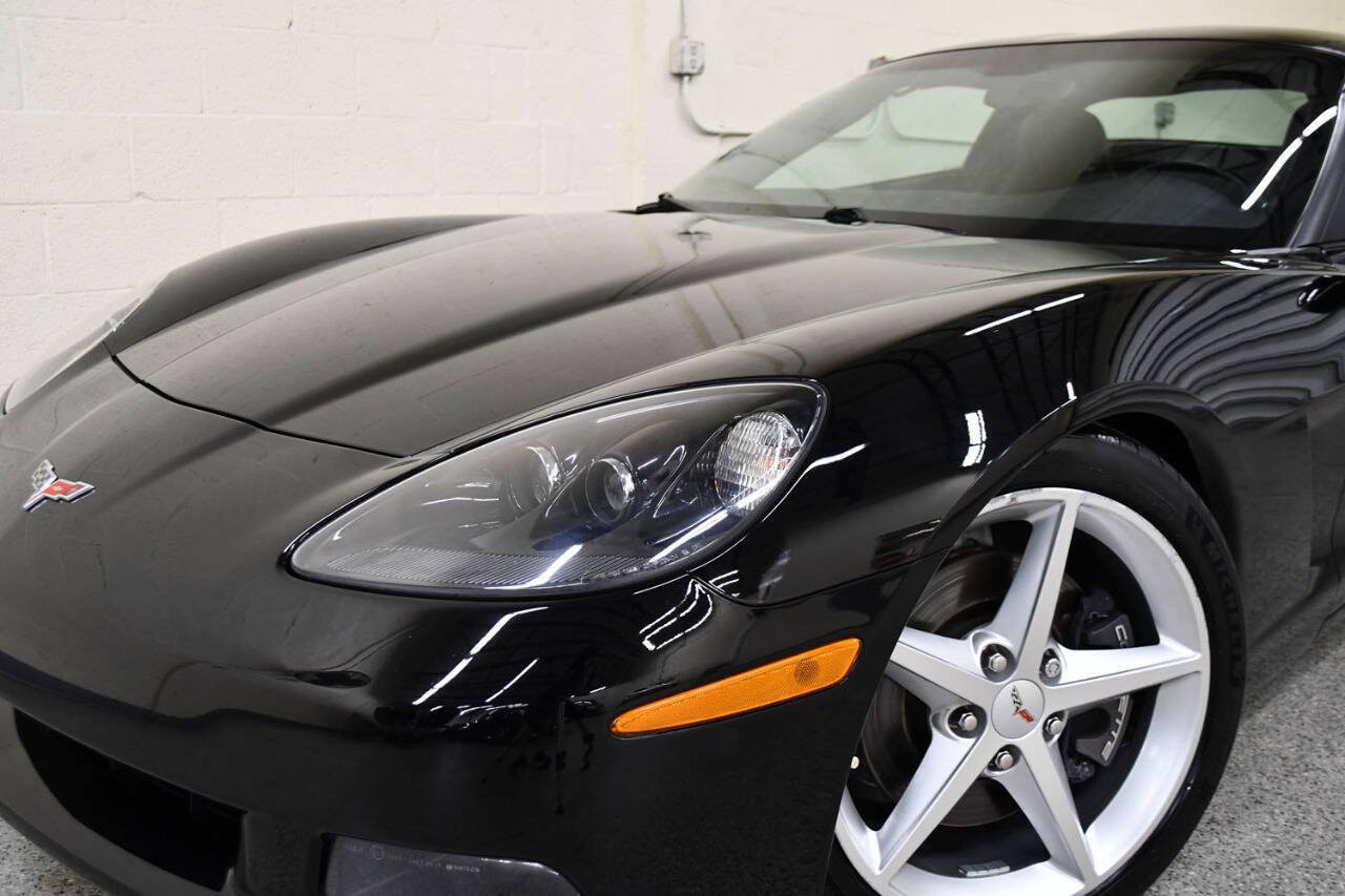 Used 2011 Chevrolet Corvette Coupe w/ 1LT RWD image 25