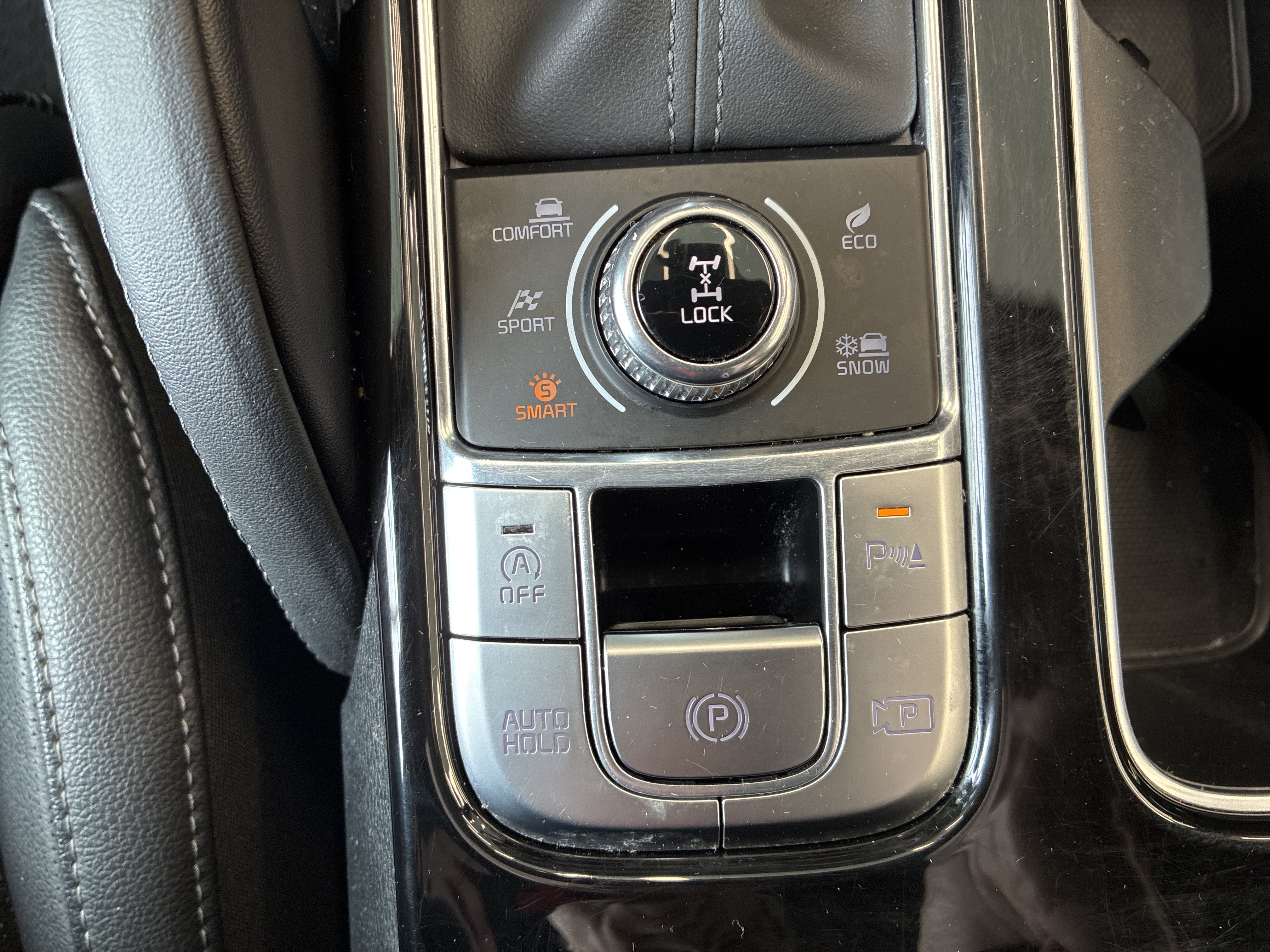 Certified 2025 Kia Telluride SX X-Line AWD/4WD image 23