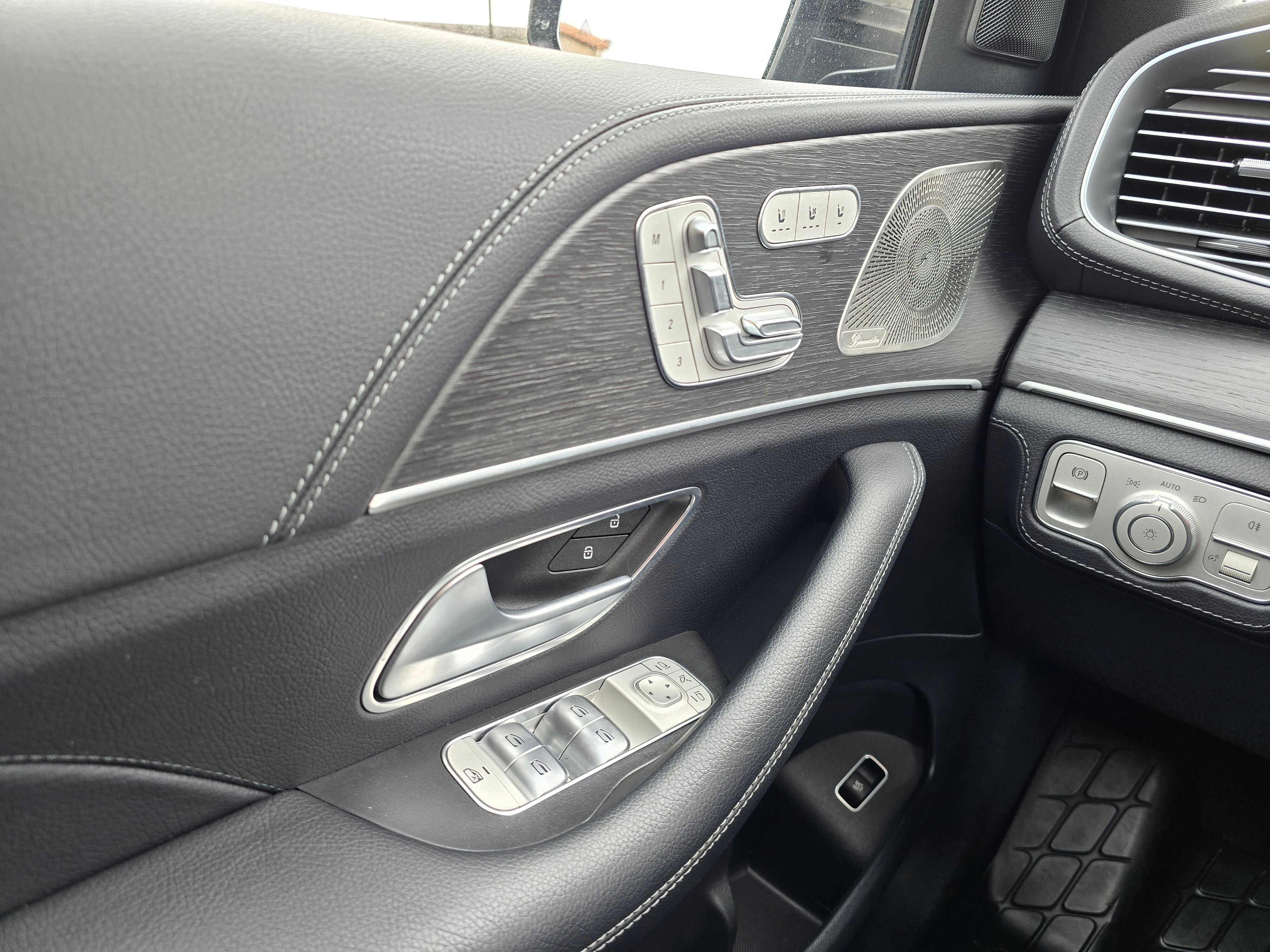 Used 2024 Mercedes-Benz GLE 350 4MATIC image 57