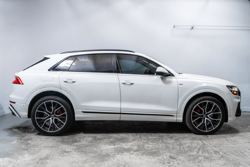 Used 2023 Audi Q8 Premium Plus w/ Premium Plus Package AWD/4WD image 8