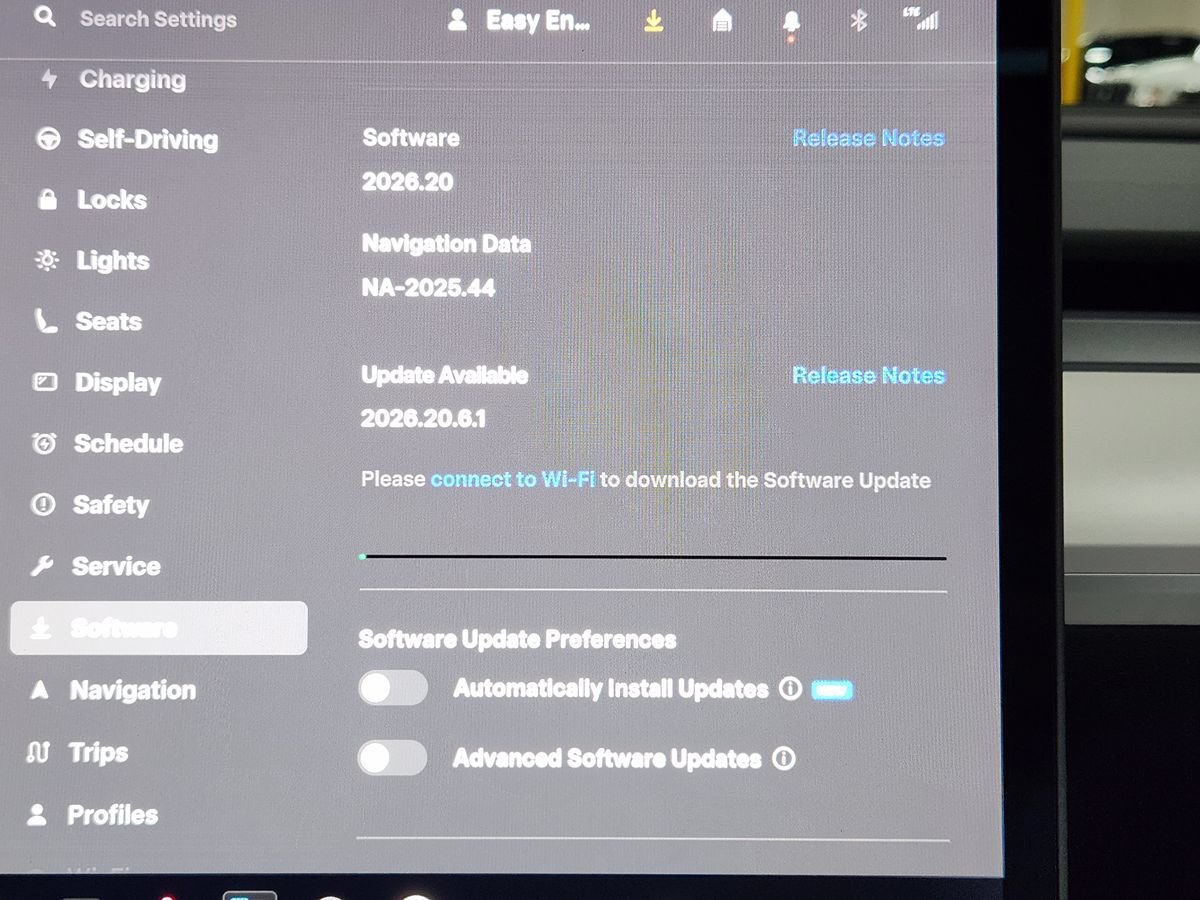 Used 2024 Tesla Model Y Long Range AWD/4WD image 39