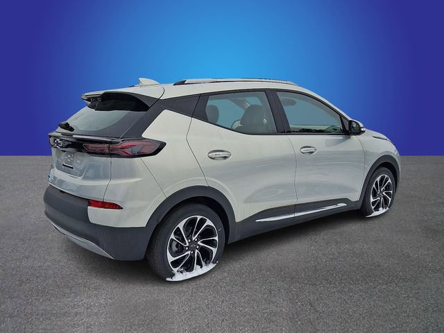 New 2023 Chevrolet Bolt EUV Premier FWD image 3