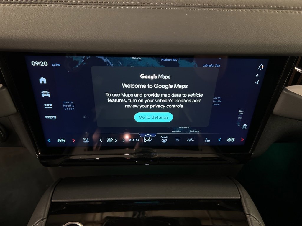 Used 2025 Lincoln Navigator Reserve w/ Jet Appearance Package image 11