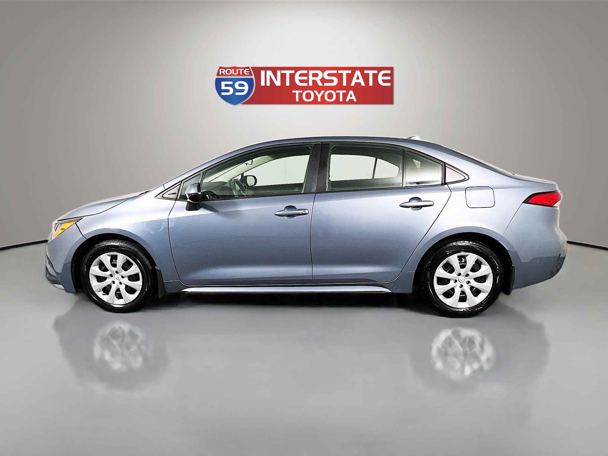 Certified 2022 Toyota Corolla LE FWD image 4