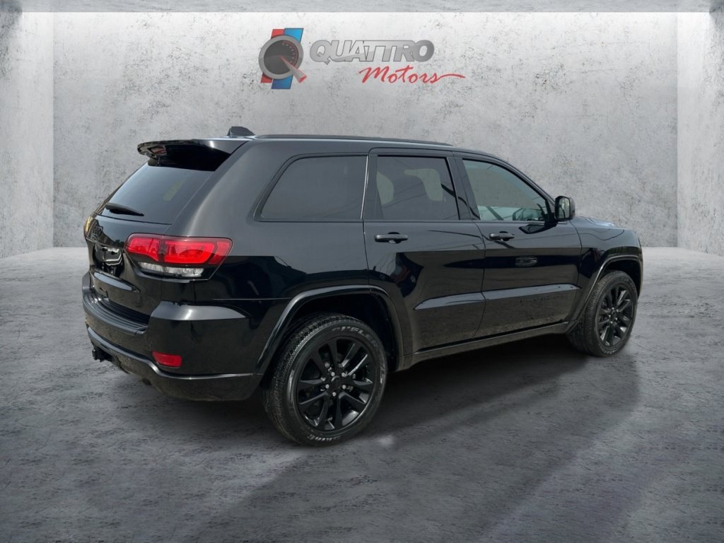 Used 2021 Jeep Grand Cherokee Laredo X AWD/4WD image 6