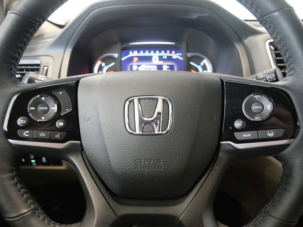 Used 2022 Honda Pilot Touring image 18