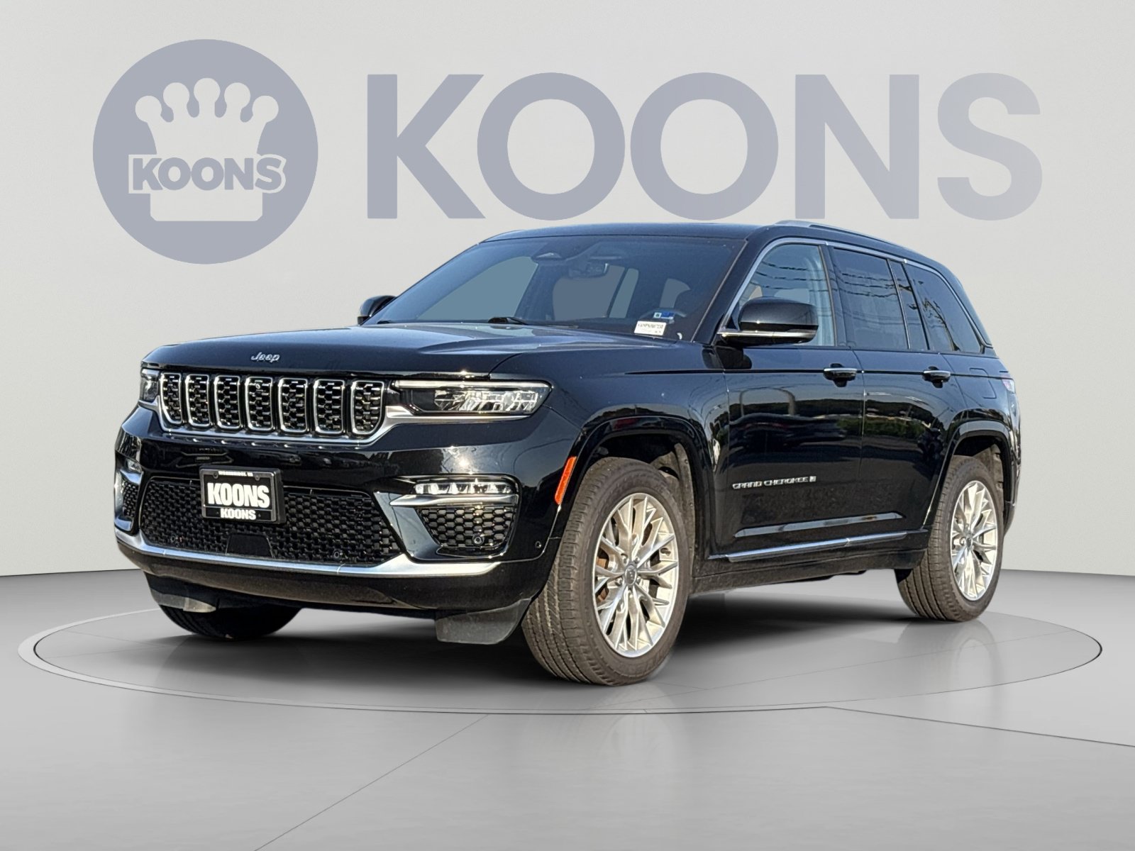 Used 2022 Jeep Grand Cherokee Summit AWD/4WD image 1