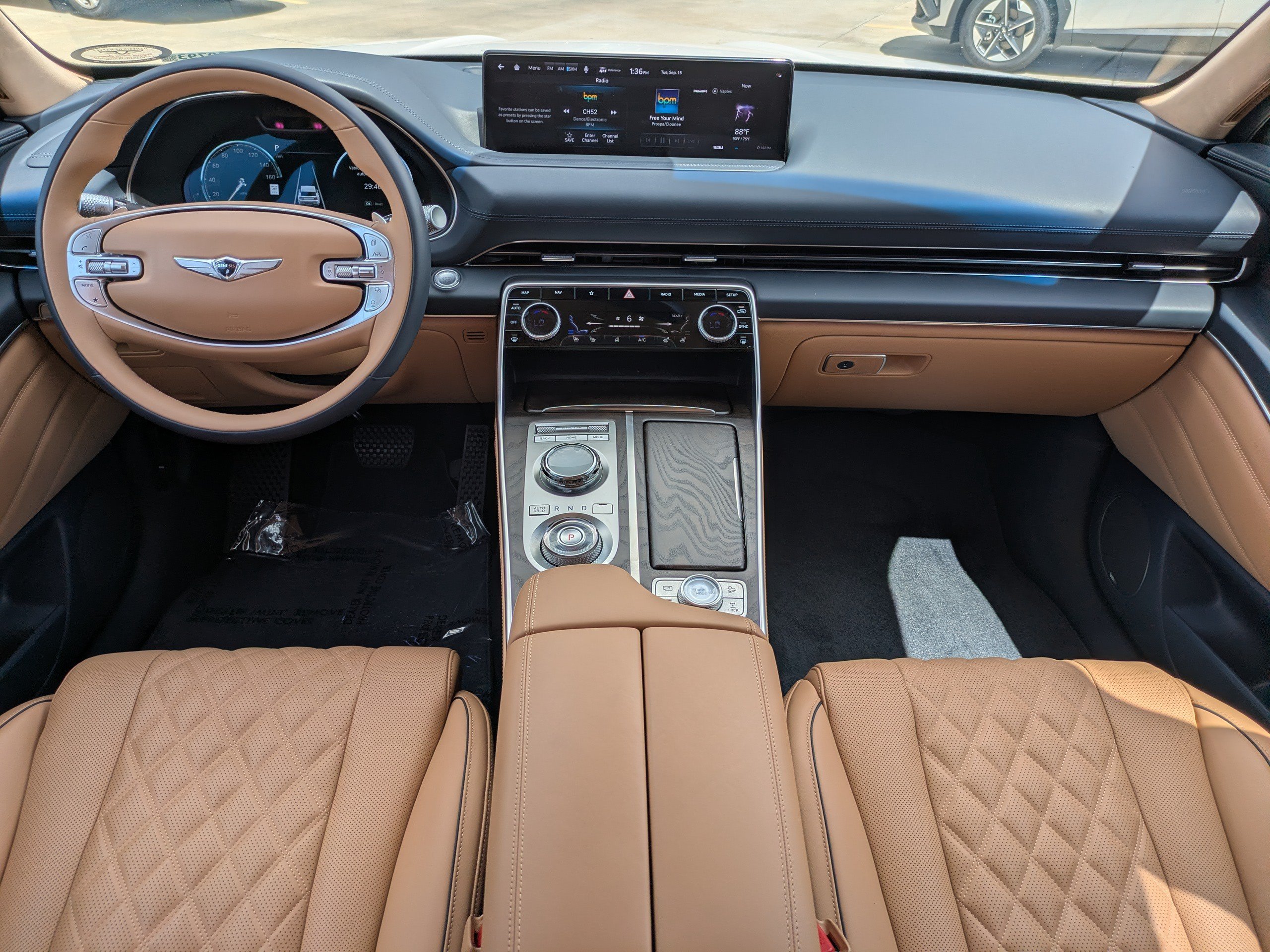 Certified 2024 Genesis GV80 3.5T Prestige Signature AWD/4WD image 14