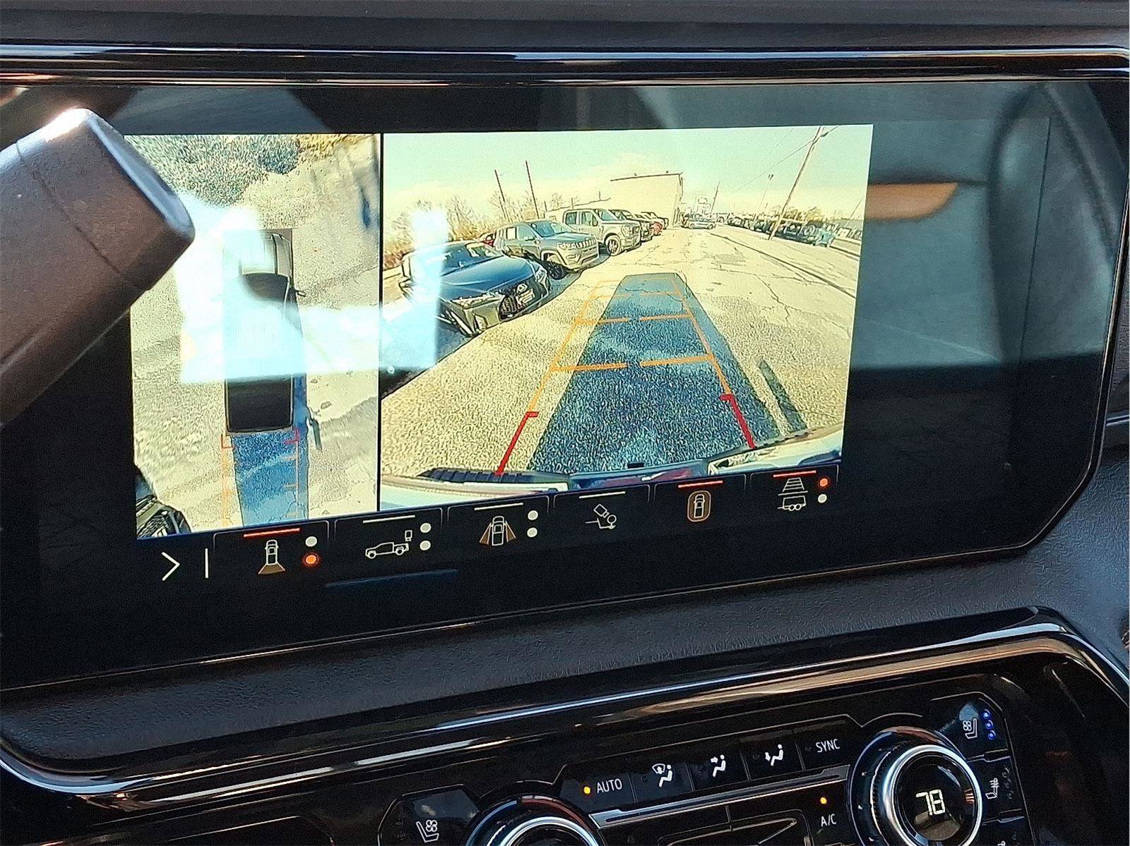 Used 2024 GMC Sierra 3500 AT4 w/ AT4 Premium Plus Package image 16