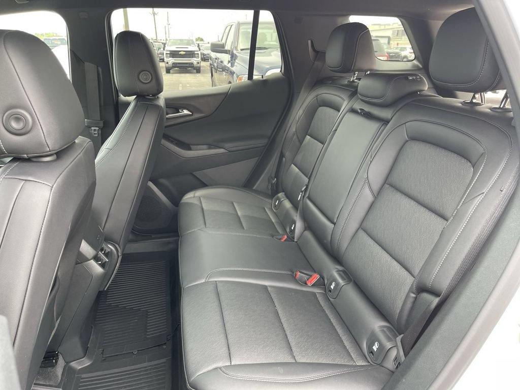 New 2026 Chevrolet Equinox LT w/ Convenience Package II FWD image 22