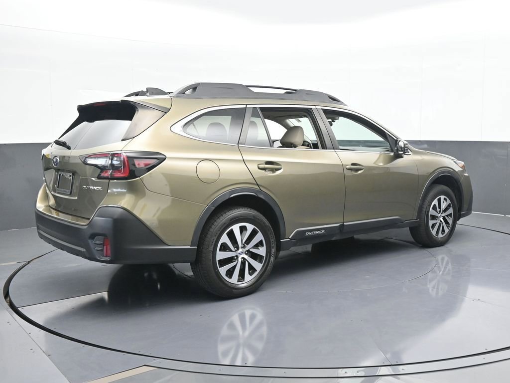 Used 2021 Subaru Outback Premium image 6