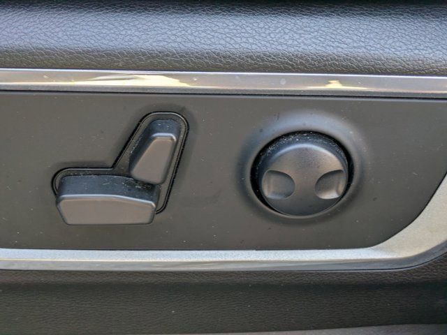 Used 2022 RAM 1500 Laramie w/ Sport Appearance Package image 17