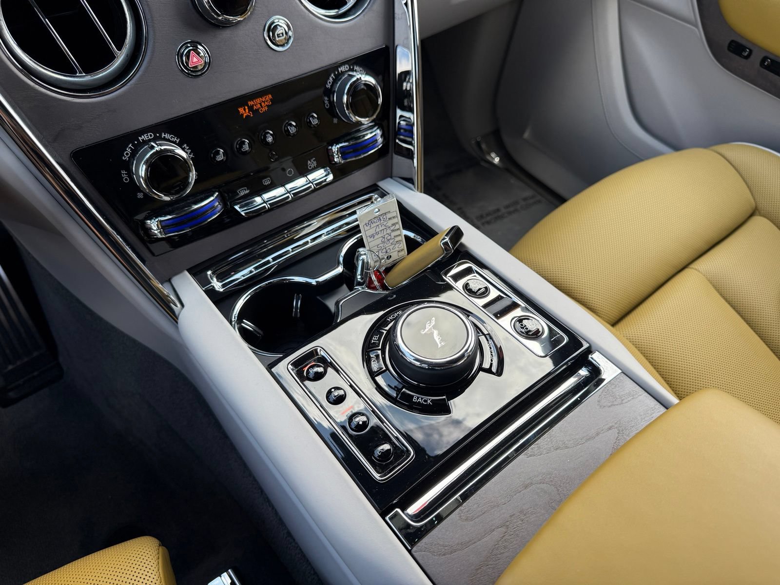 Used 2025 Rolls-Royce Cullinan AWD/4WD image 47