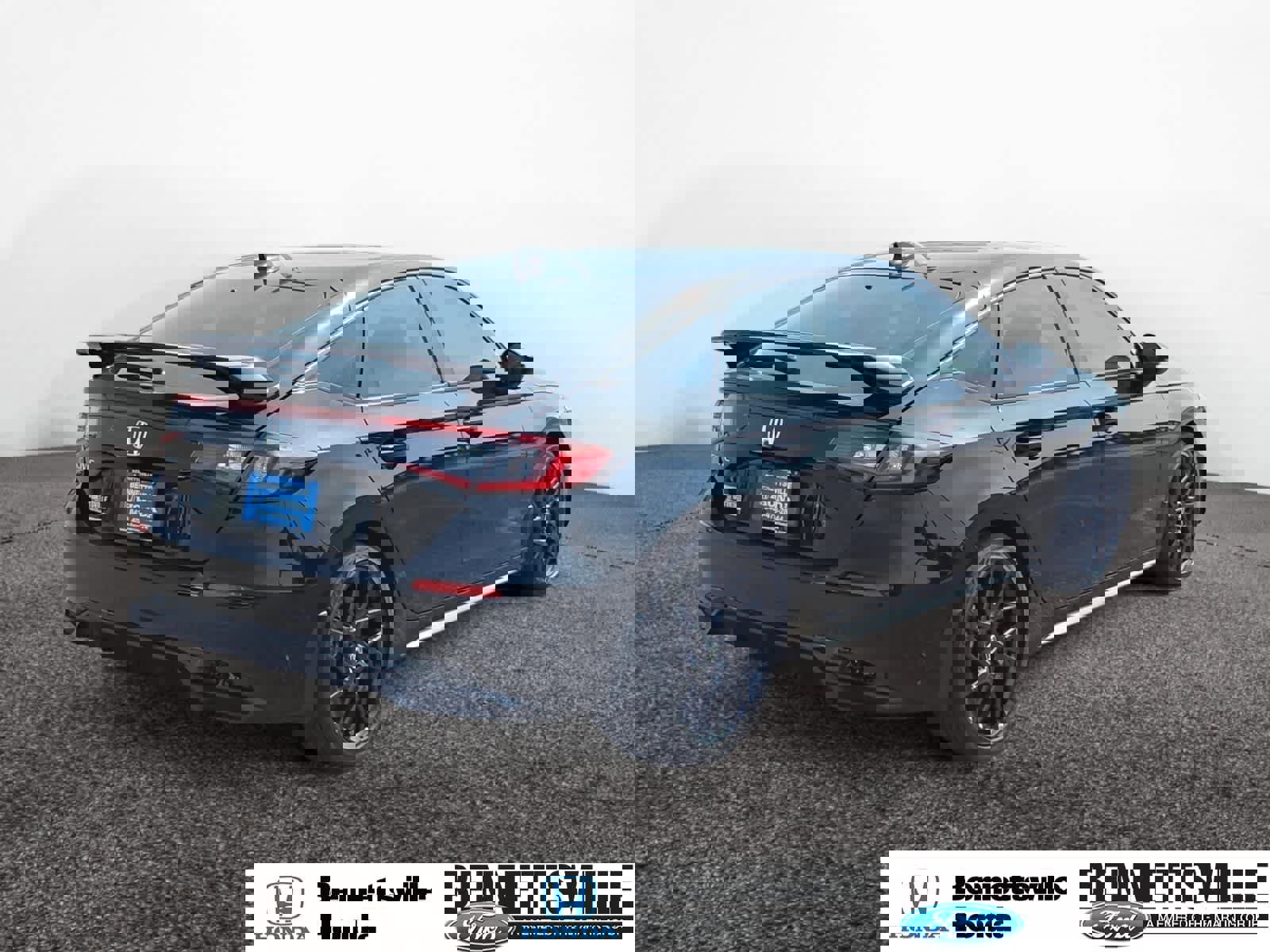 Used 2025 Honda Civic Sport Touring image 5