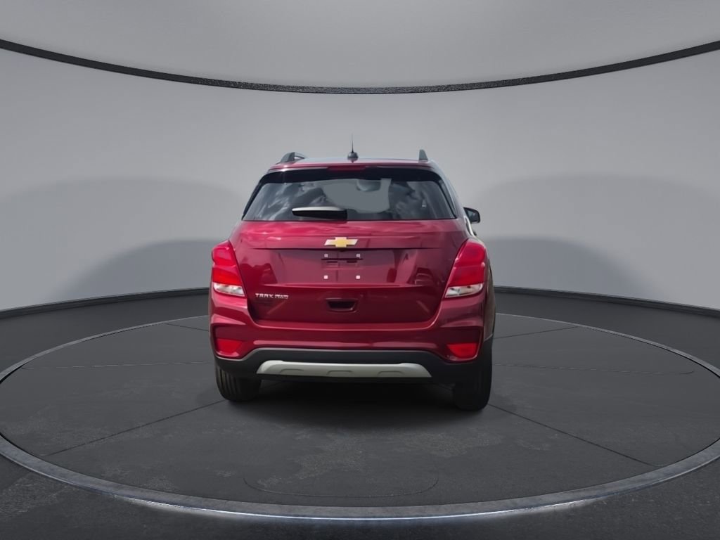 Used 2022 Chevrolet Trax LT w/ LT Convenience Package image 7