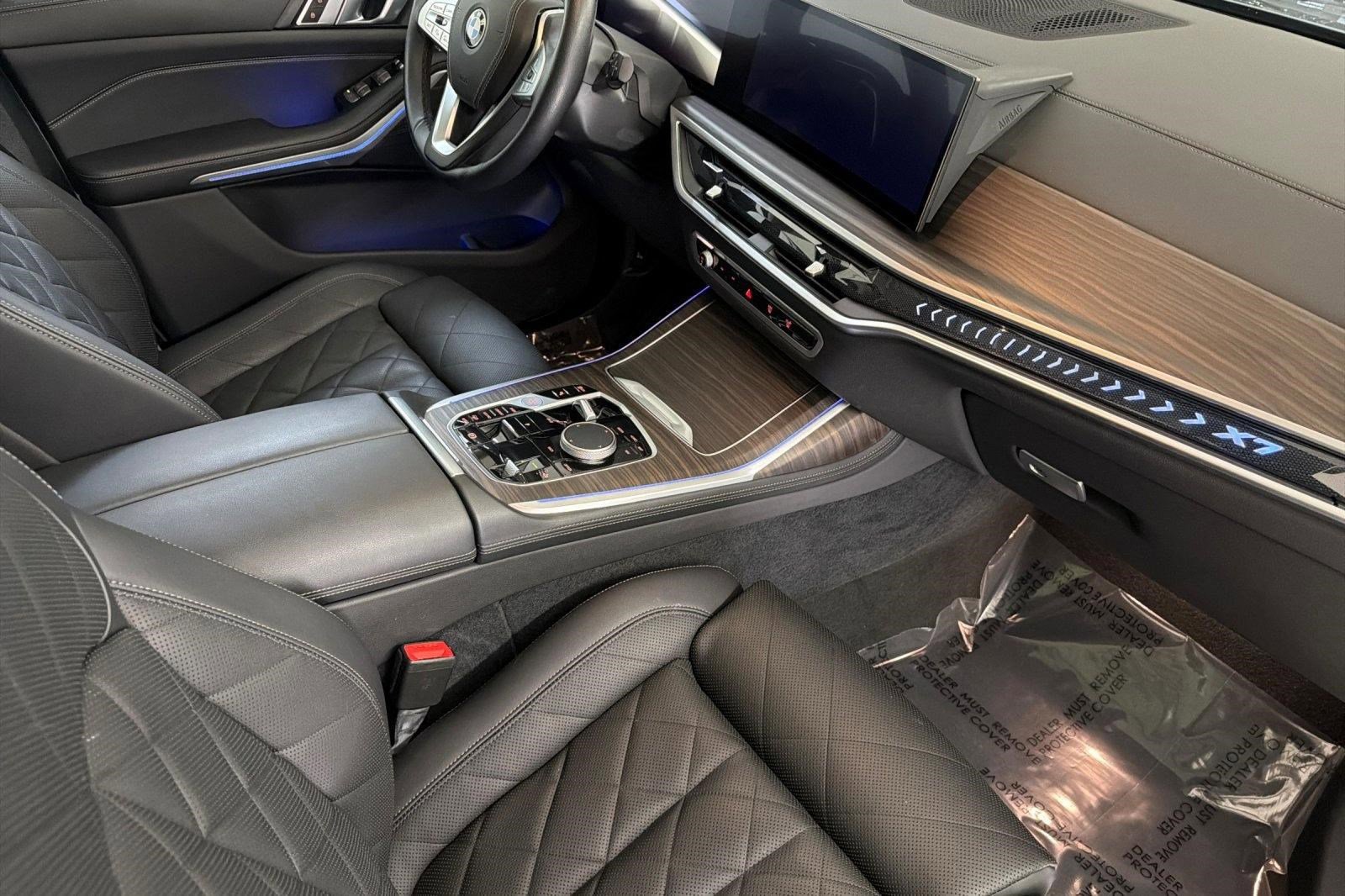 Used 2024 BMW X7 xDrive40i w/ Climate Comfort Package AWD/4WD image 31