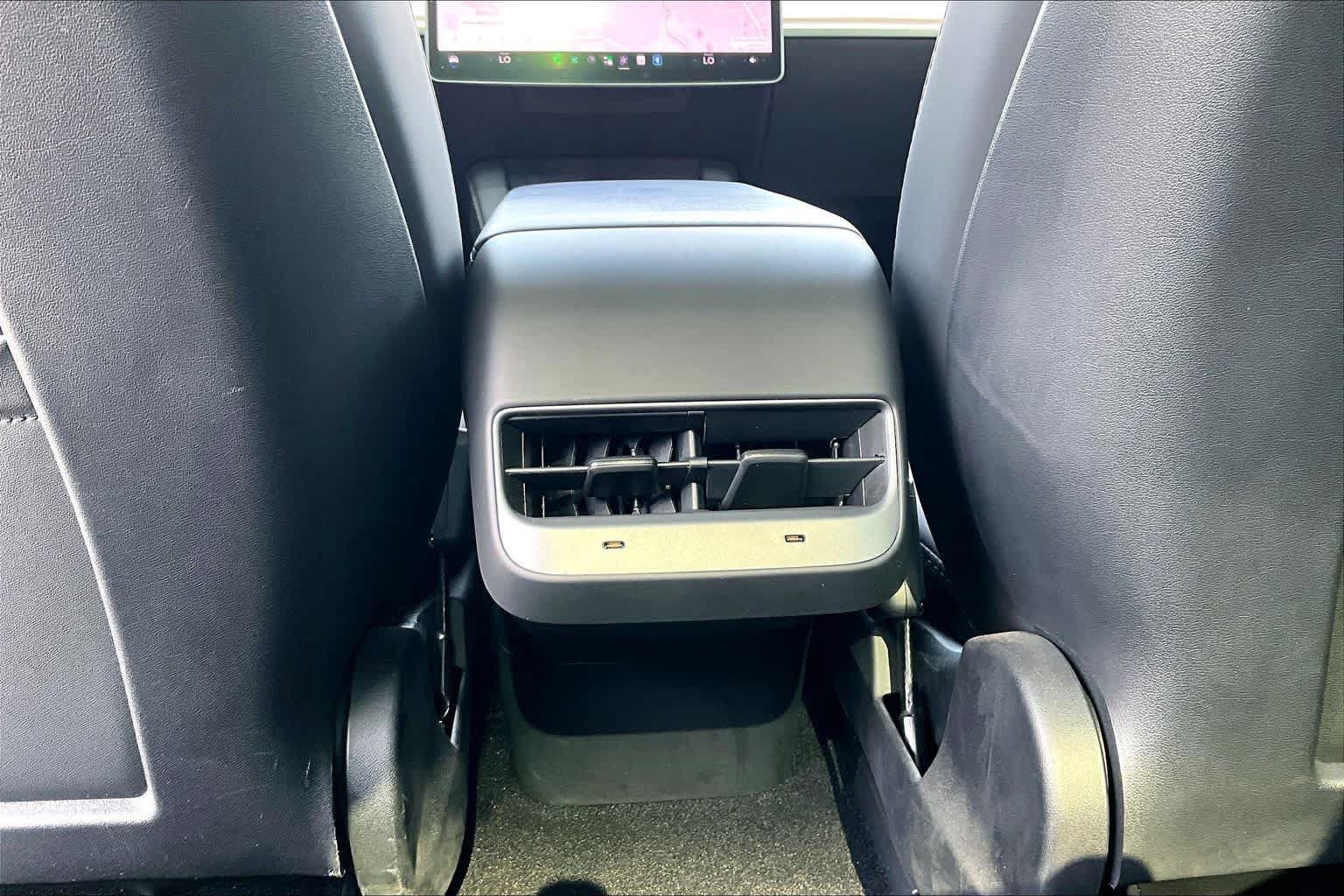 Used 2023 Tesla Model 3 Standard Range RWD image 37