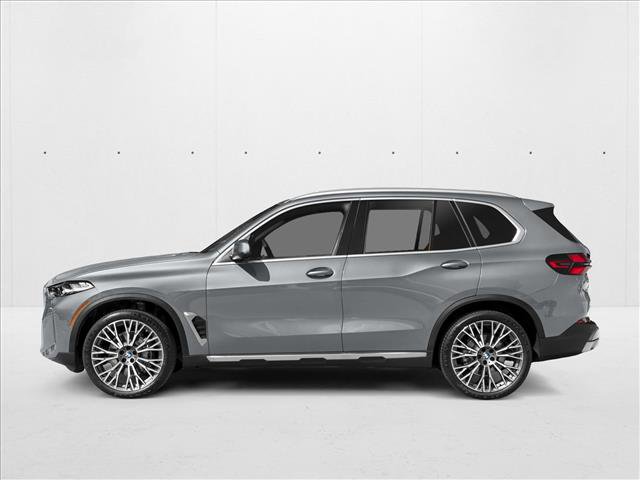 New 2025 BMW X5 M60i image 3