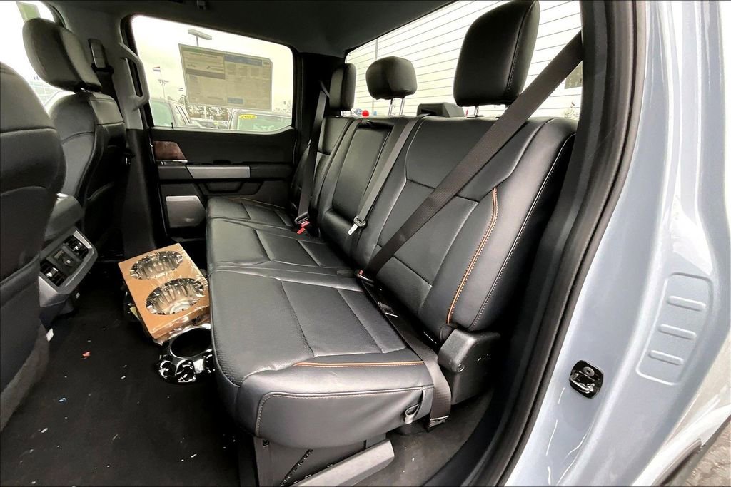 New 2026 Ford F250 Lariat w/ Chrome Package image 10