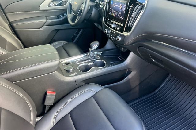 Used 2023 Chevrolet Traverse LT image 20