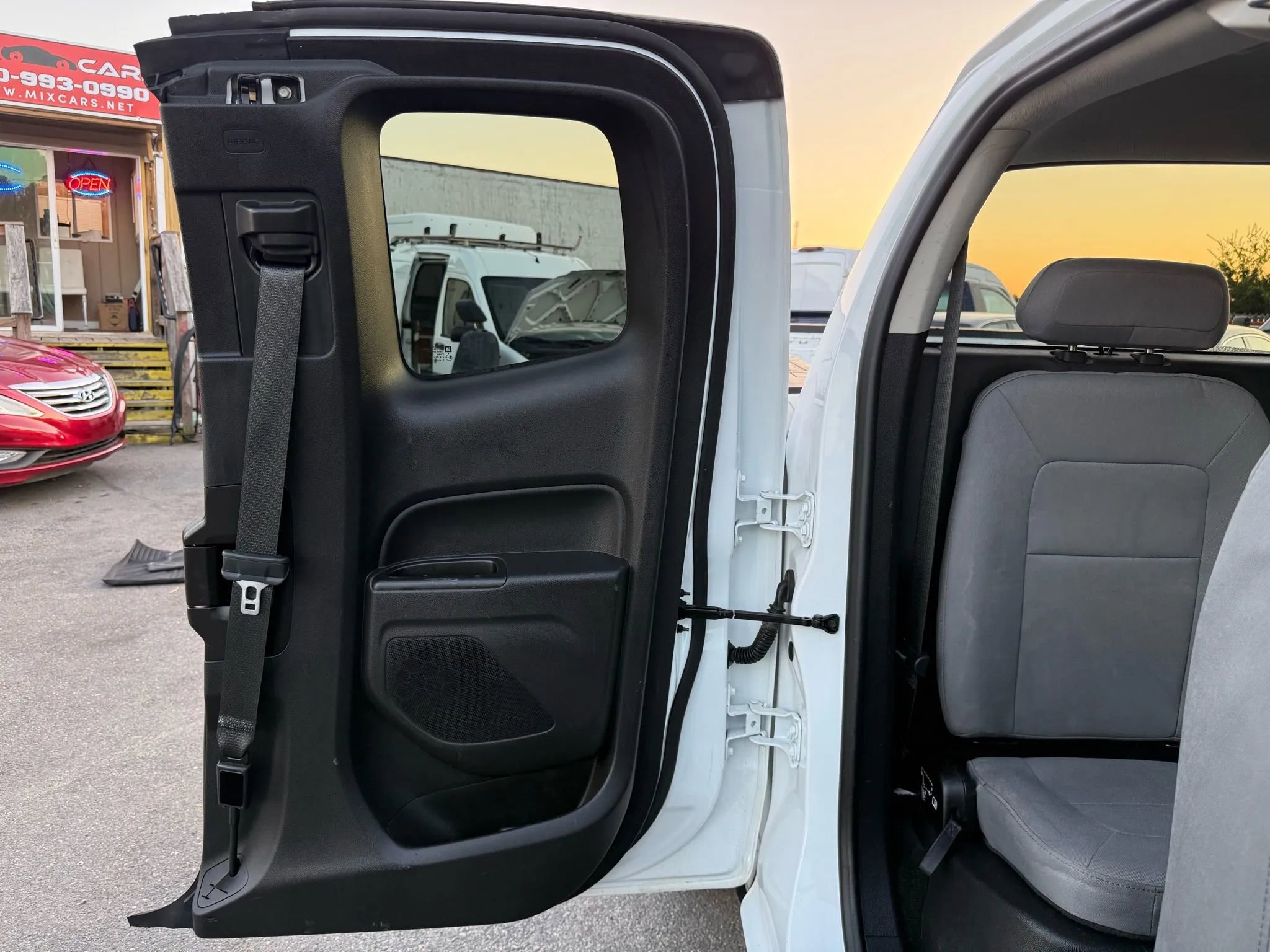 Used 2016 Chevrolet Colorado W/T image 46