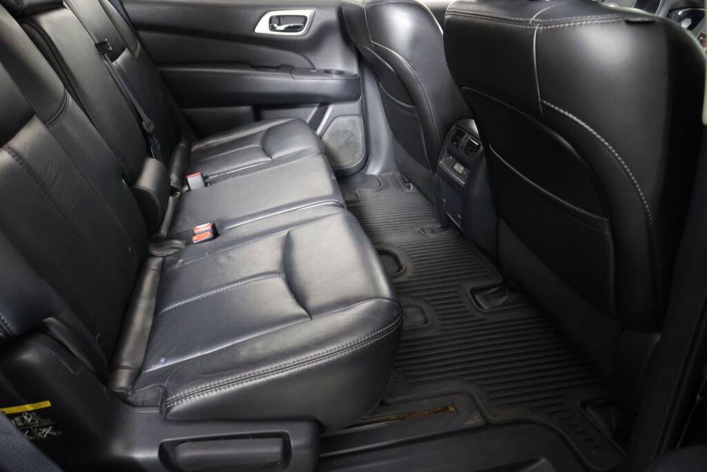 Used 2014 Nissan Pathfinder SL image 23