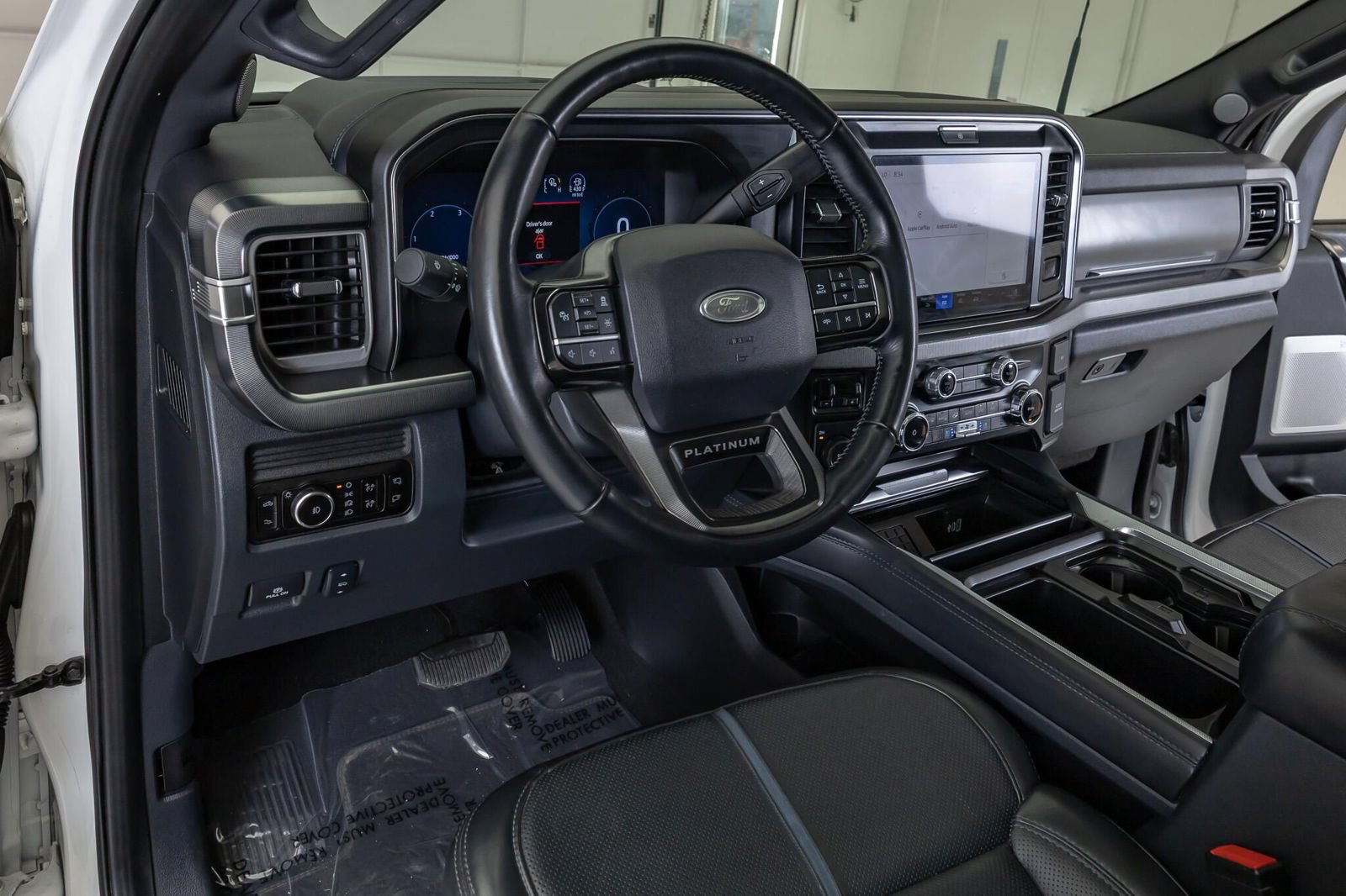 Used 2025 Ford F250 Platinum AWD/4WD image 16