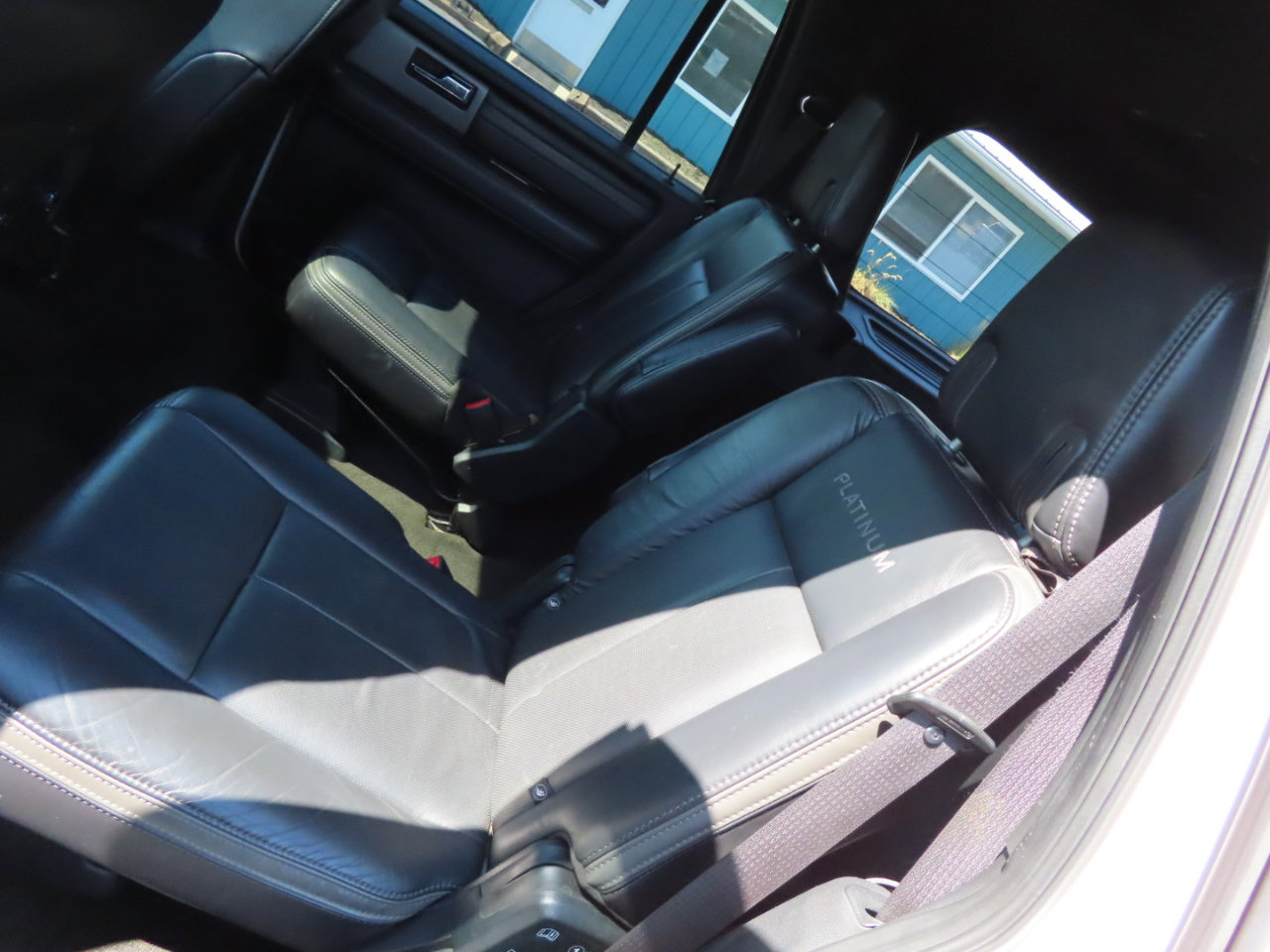 Used 2016 Ford Expedition Platinum image 42