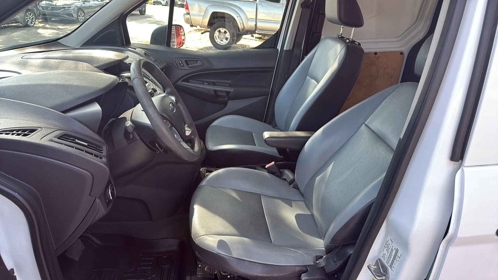 Used 2016 Ford Transit Connect XL FWD image 19