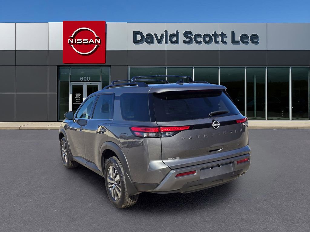 New 2026 Nissan Pathfinder SL image 7
