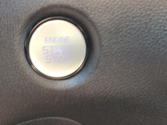 Used 2025 Kia Sorento LX FWD image 29