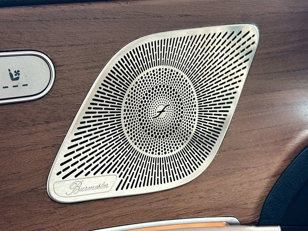 Used 2021 Mercedes-Benz GLE 350 w/ AMG Line Exterior image 19