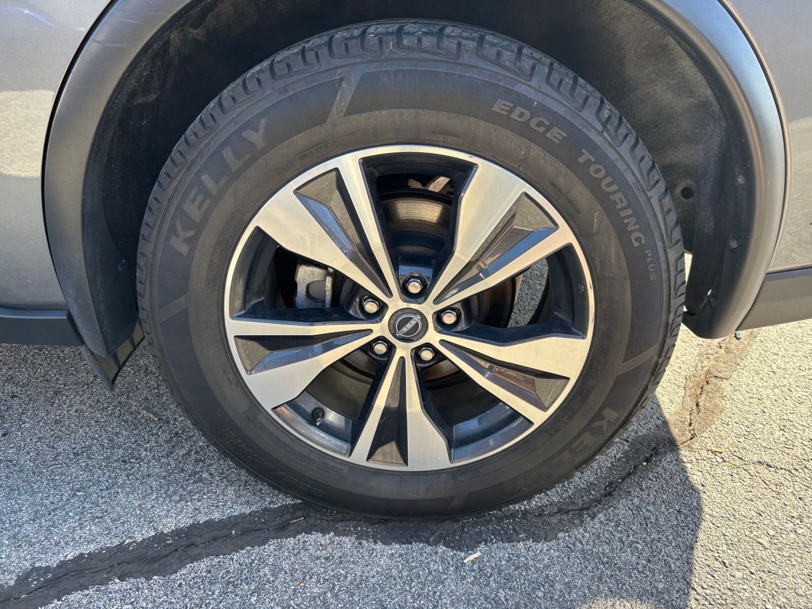 Used 2023 Nissan Murano SV image 31