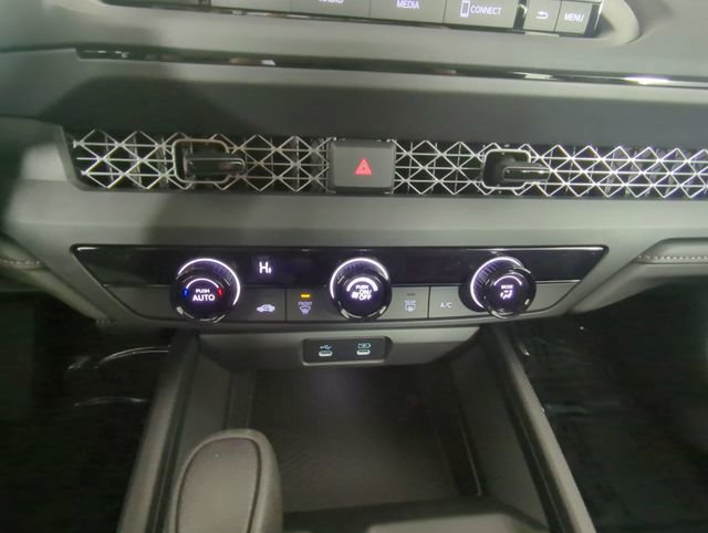 New 2025 Honda Accord LX image 31