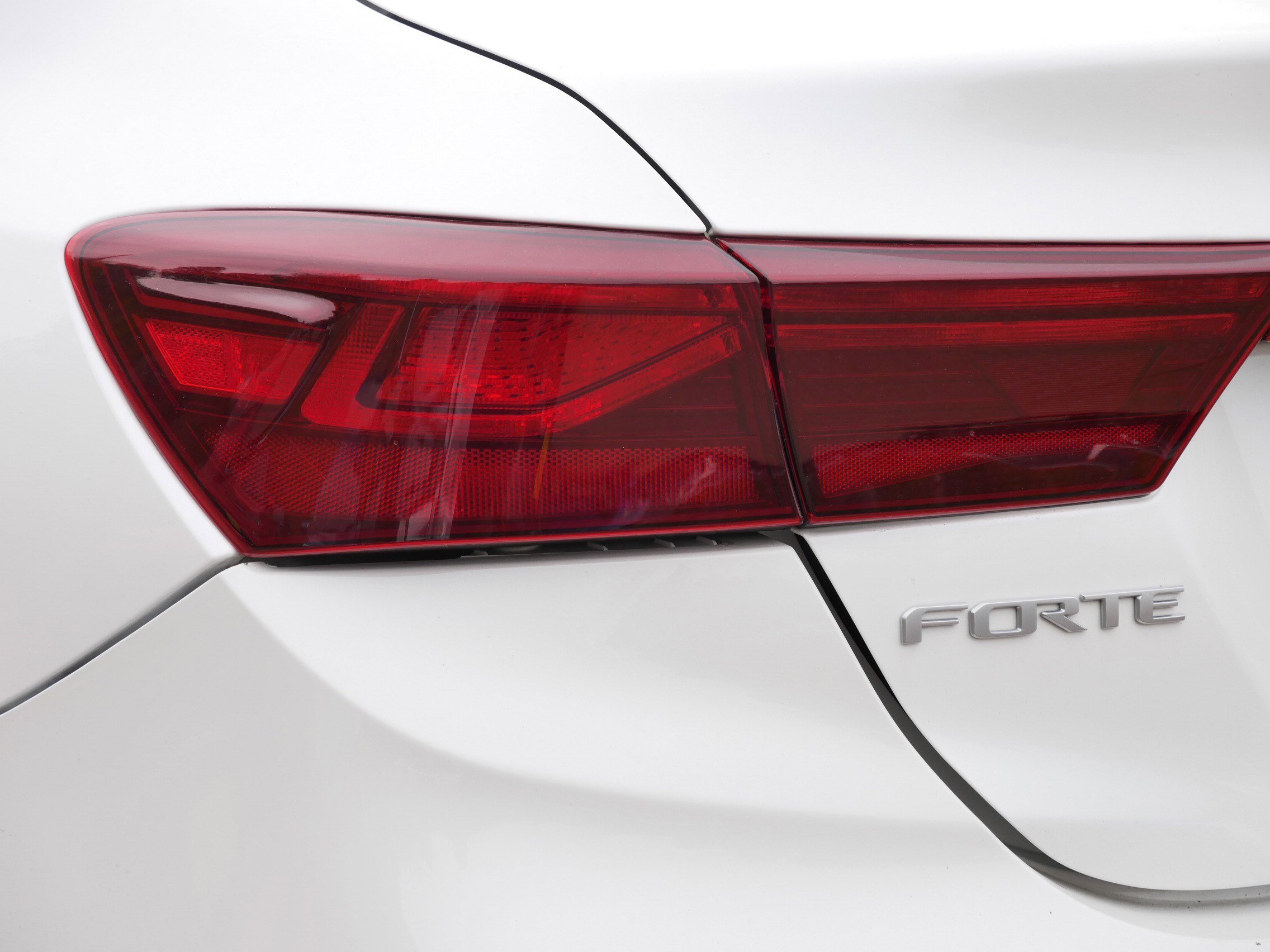 Certified 2024 Kia Forte LXS image 17