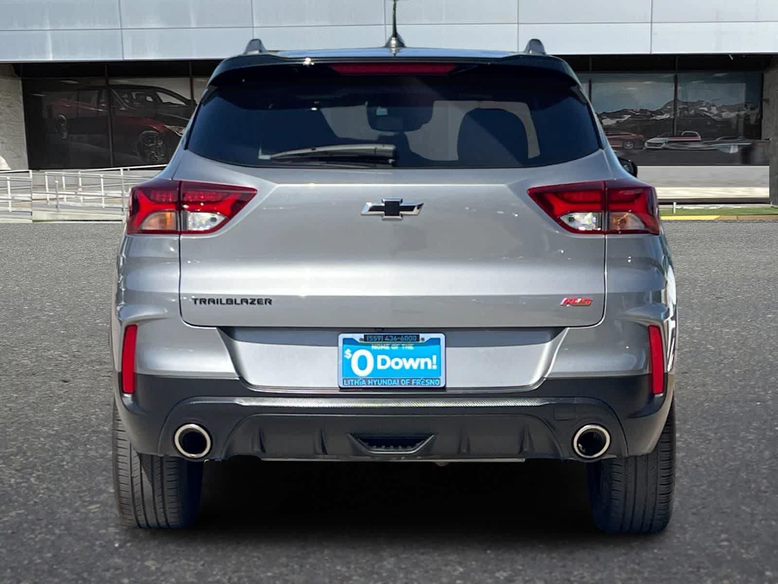 Used 2023 Chevrolet TrailBlazer RS w/ Convenience Package FWD image 8