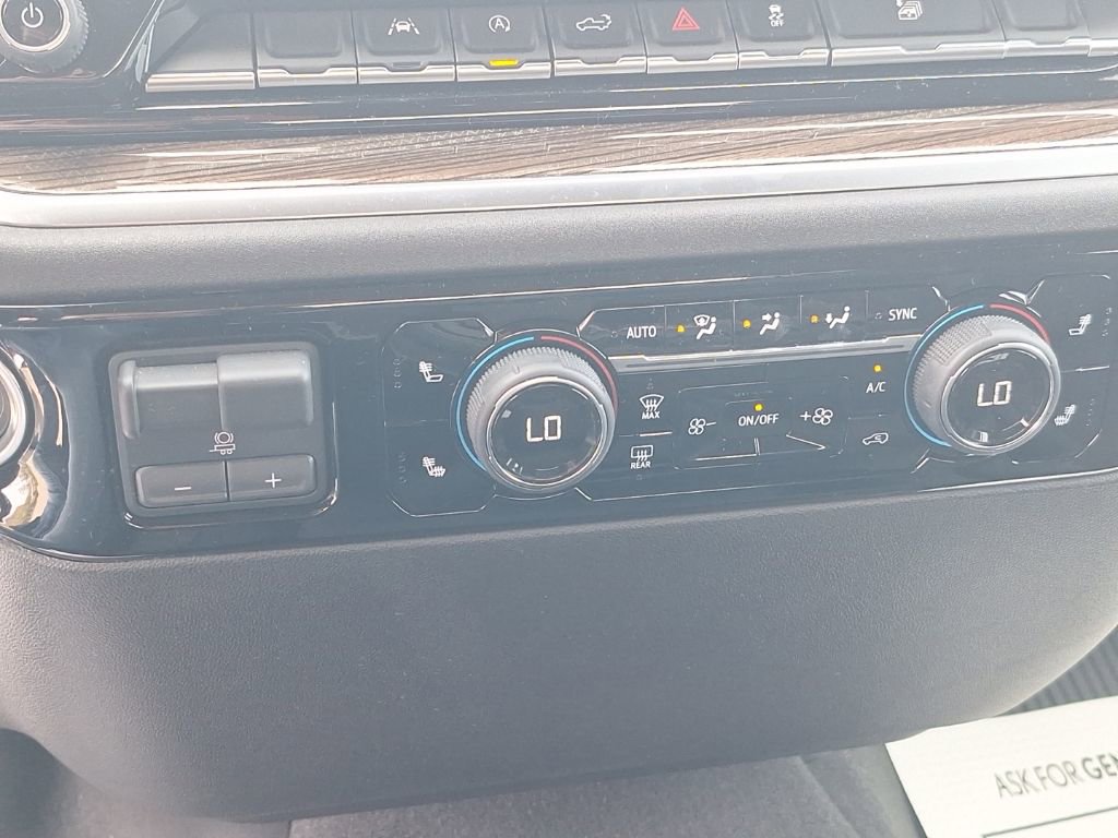 Certified 2026 Chevrolet Silverado 1500 LT image 36