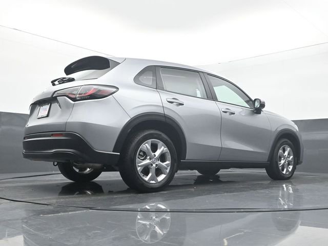 Used 2023 Honda HR-V LX image 11