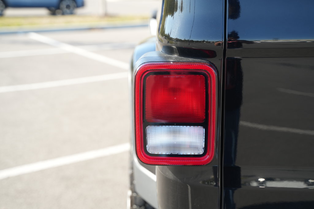 Used 2020 Jeep Gladiator Overland AWD/4WD image 42