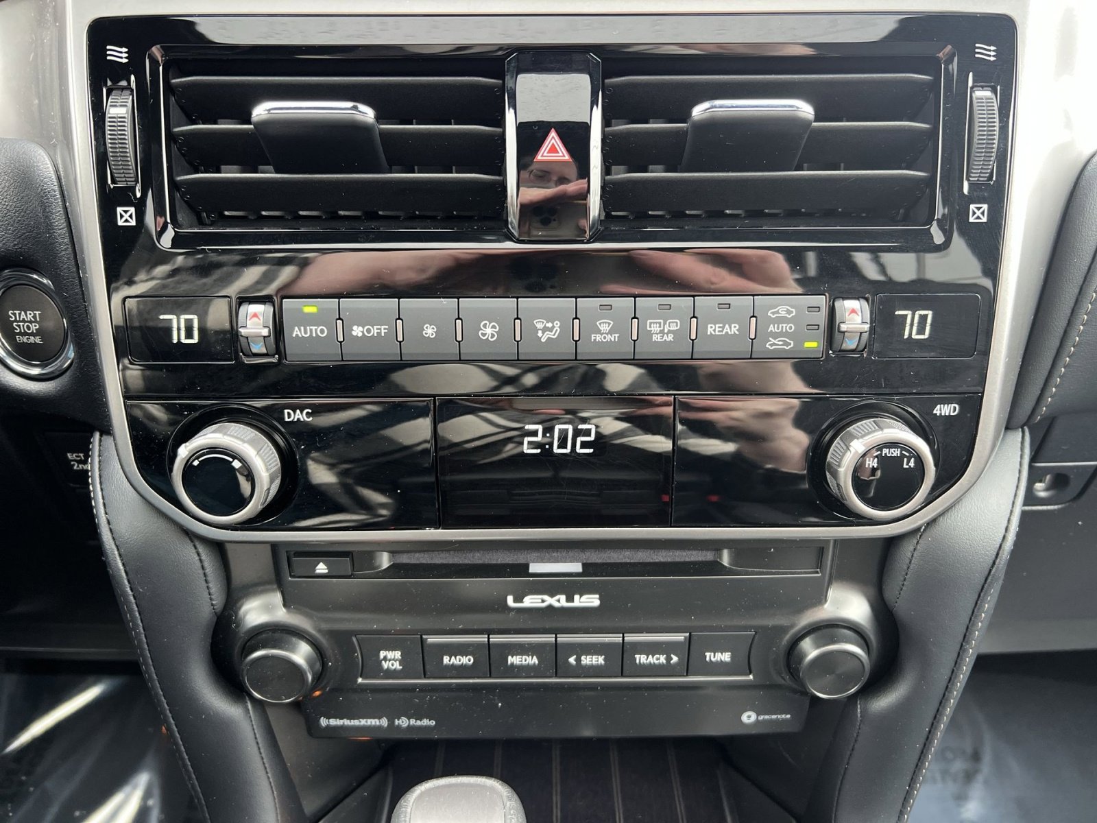 Used 2023 Lexus GX 460 Premium w/ Premium Package image 21