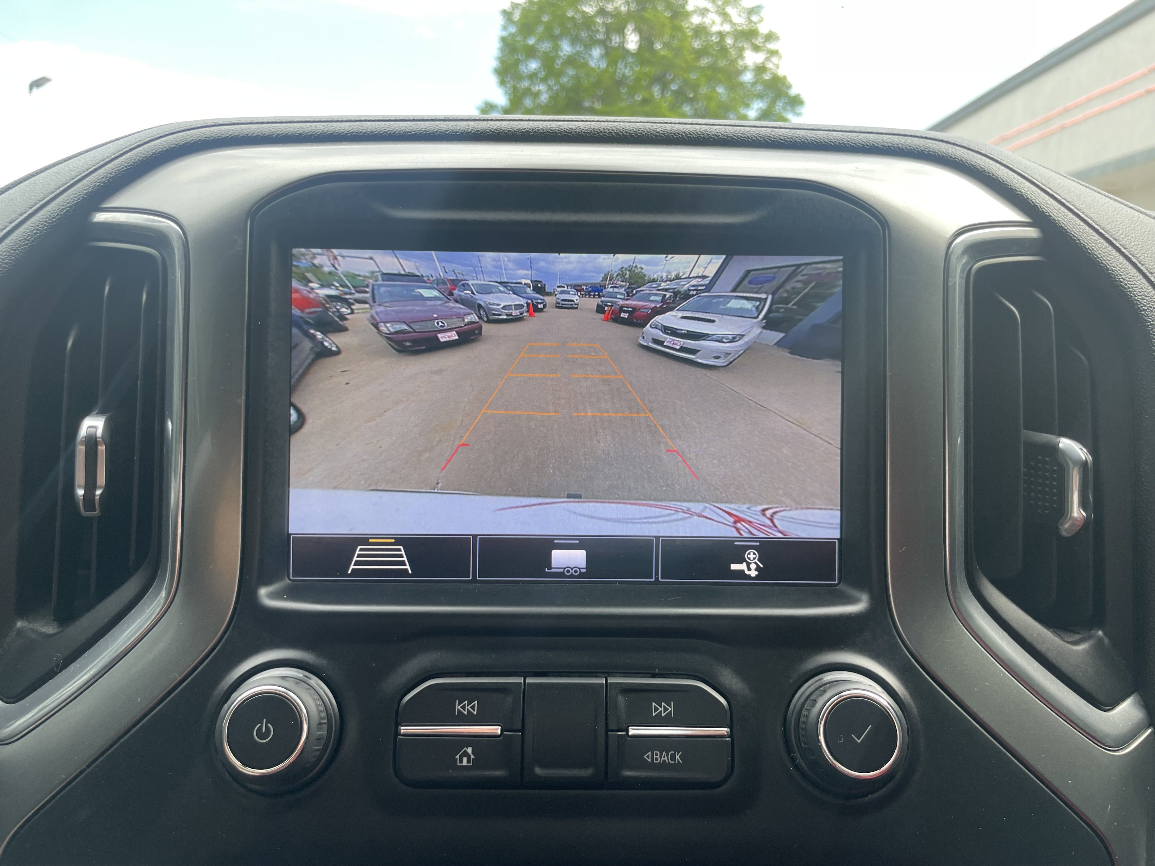 Used 2020 Chevrolet Silverado 1500 RST w/ All-Star Edition image 17