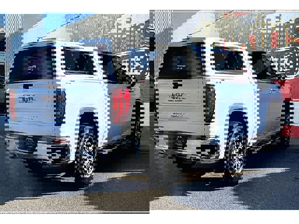 Used 2019 GMC Sierra 1500 SLT image 2