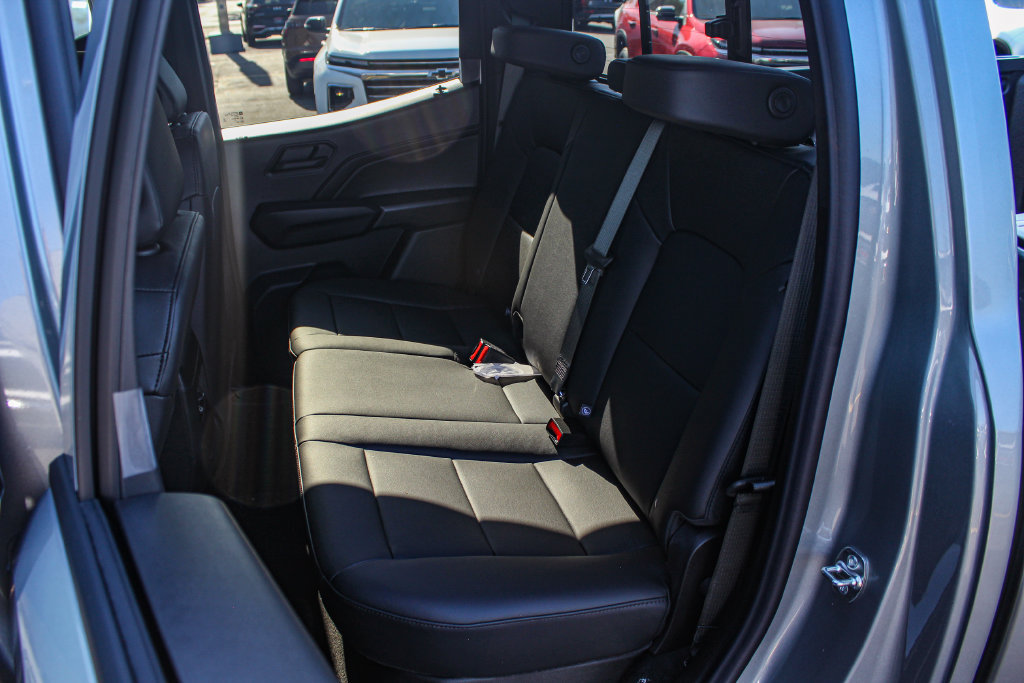 New 2026 Chevrolet Colorado Trail Boss AWD/4WD image 14